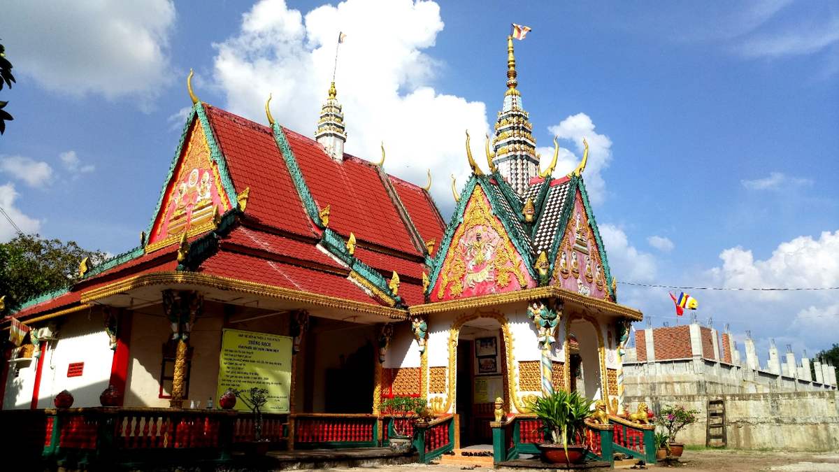 Chùa Sóc Lớn Bình Phước, độc đáo nét văn hoá của người Khmer 2