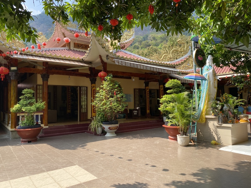 Chiêm bái 10 ngôi chùa Tây Ninh linh thiêng và cổ kính 5