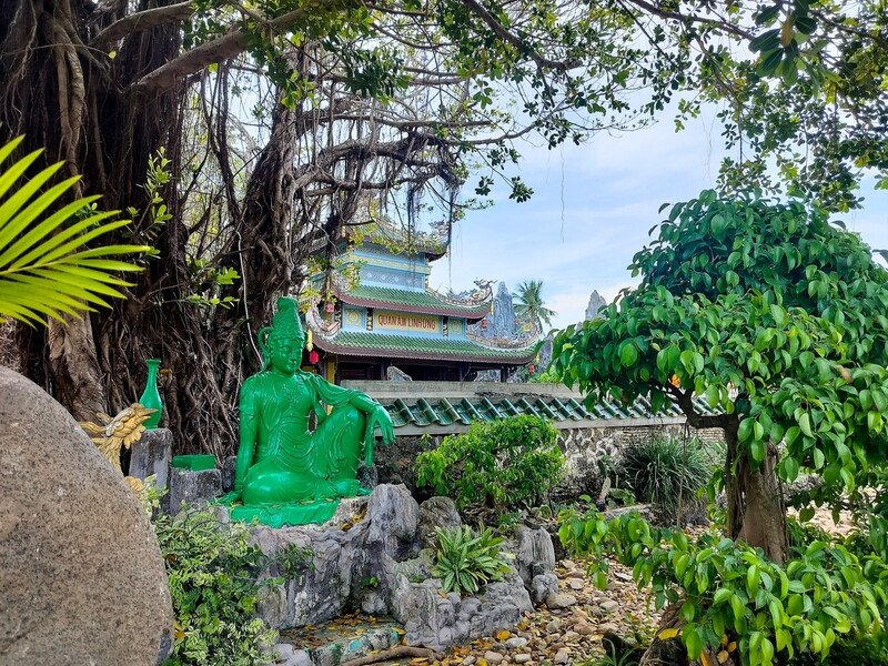 Khám phá chùa Thanh Lương với tuyệt tác kiến trúc san hô độc đáo 9