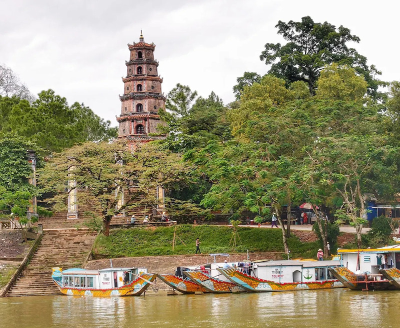 Khám phá Chùa Thiên Mụ linh thiêng và cổ kính nhất cố đô Huế 11