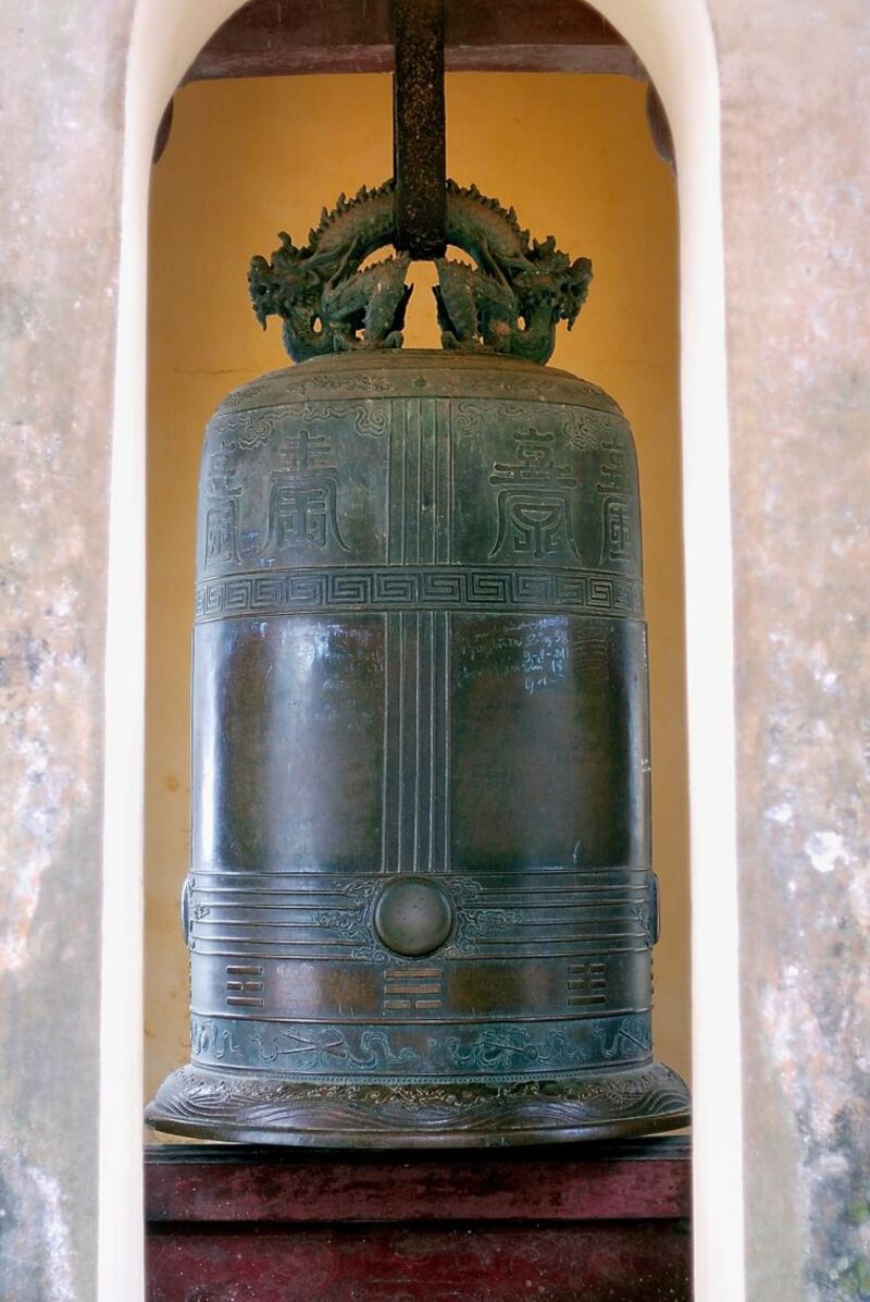 Khám phá Chùa Thiên Mụ linh thiêng và cổ kính nhất cố đô Huế 12