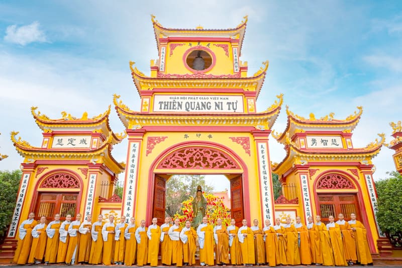 Chùa Thiên Quang Bình Dương, chốn thiền môn bình yên tại Dĩ An 2