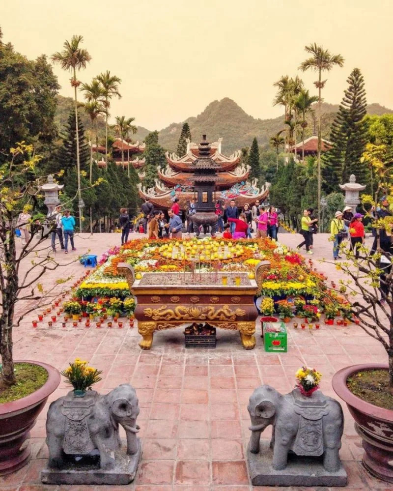 Chùa Thiên Trù, cửa ngõ của quần thể danh thắng Hương Sơn 6