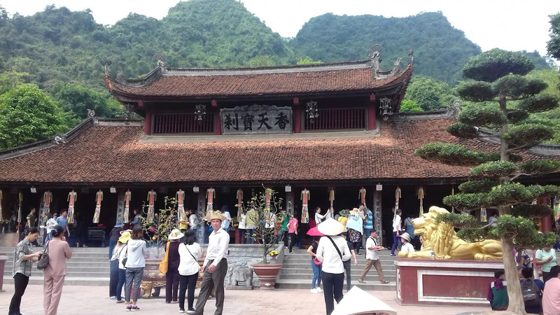 Chùa Thiên Trù, cửa ngõ của quần thể danh thắng Hương Sơn 7