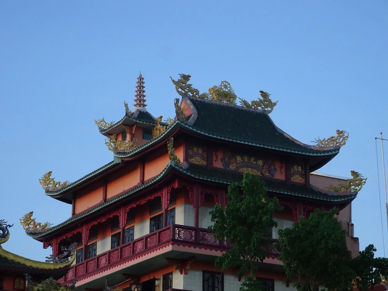 Chùa Tuyền Lâm Quận 6: Nơi gìn giữ giá trị Phật Giáo Nam Bộ 4