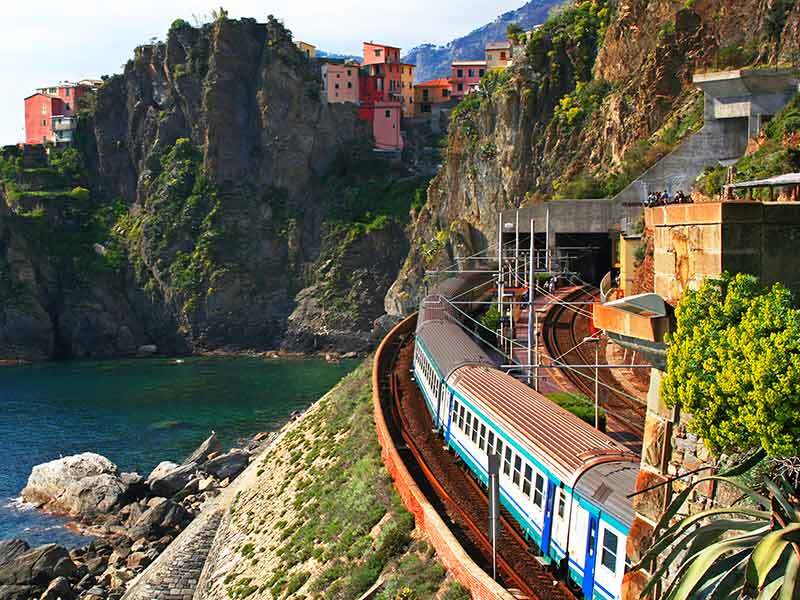 Cinque Terre: 5 ngôi làng đủ màu sắc rực rỡ tại nước Ý 5