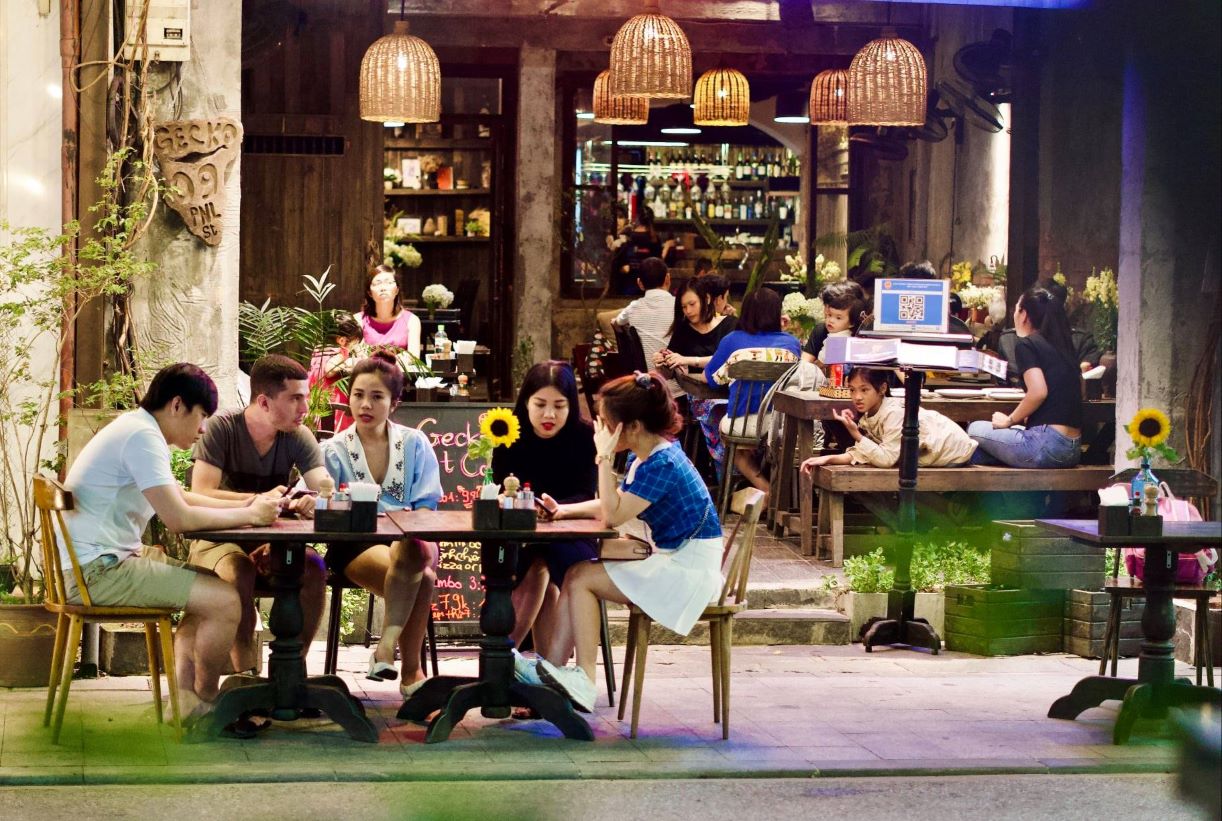 Có một Gecko Cafe & Restaurant độc đáo trong lòng phố Huế 2