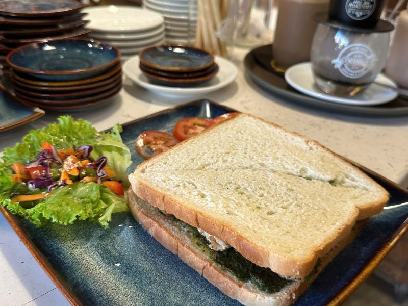 Trải nghiệm Cocobox Hội An: Cafe, juice bar và farm shop 6