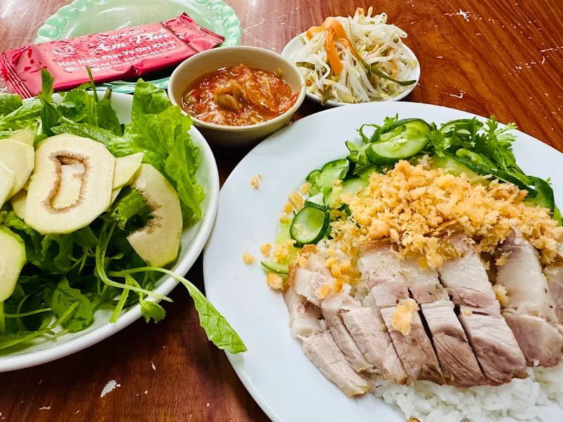 Cơm Âm Phủ Huế: Tinh hoa ẩm thực cố đô với cái tên ma mị 11