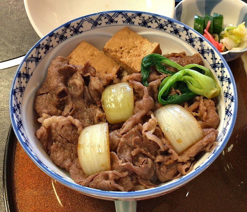 Khám phá Gyudon, món cơm bò Nhật Bản nhanh gọn đậm đà 4