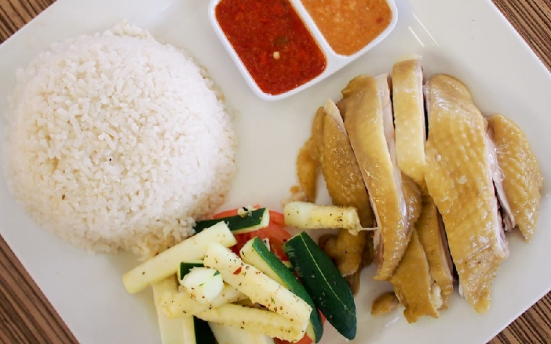 Điểm danh 15 quán cơm gà Sài Gòn khiến thực khách mê mẩn 4