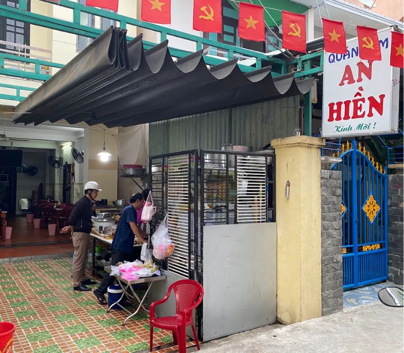 Cơm gà An Hiền Hội An núp hẻm bán vài tiếng đã ‘cháy hàng’ có gì? 3