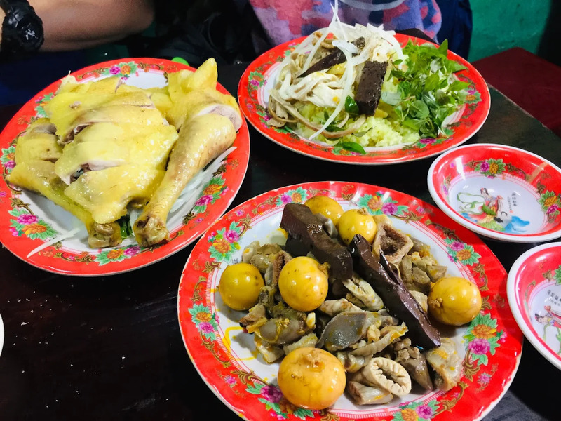 Quán cơm gà Bà Buội: Hương vị giữ chân người trở lại Hội An 9