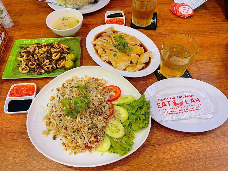 Trải nghiệm 7 quán cơm gà Hải Nam ngon nổi tiếng Sài Gòn 4
