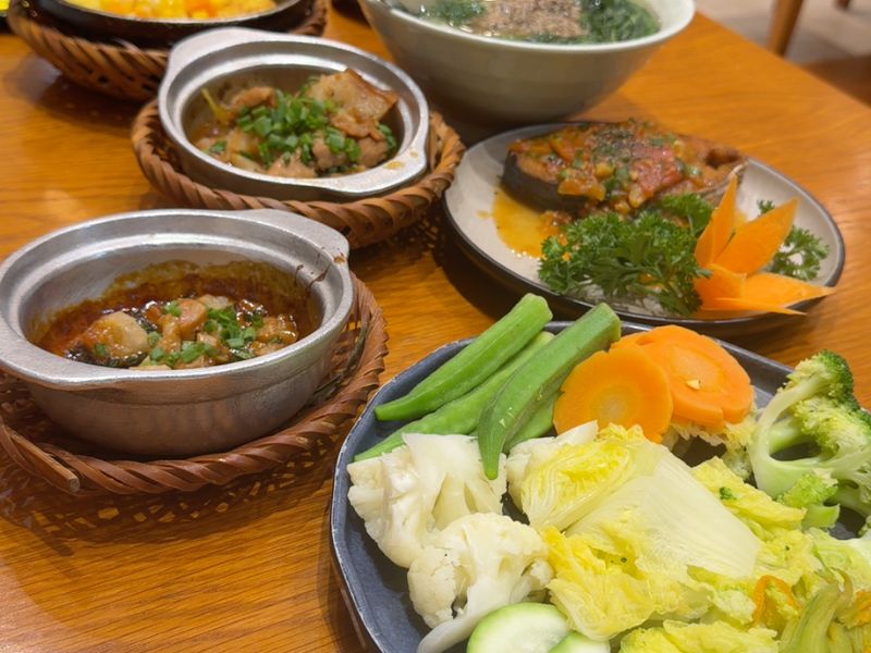 10 quán cơm nhà Sài Gòn ngon, gần gũi như bữa cơm mẹ nấu 8