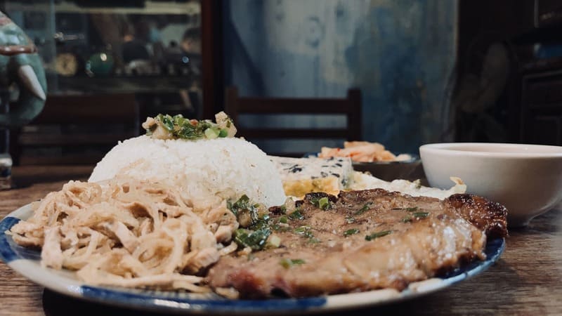 Cà phê Đỗ Phủ - Cơm tấm Đại Hàn, giao lộ ẩm thực và lịch sử 6