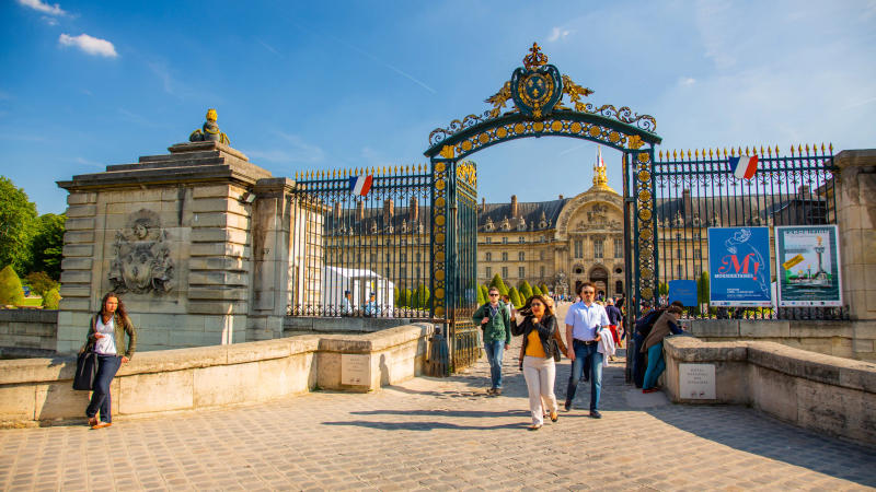 Ấn tượng công trình kiến trúc Điện Invalides tại Paris 8