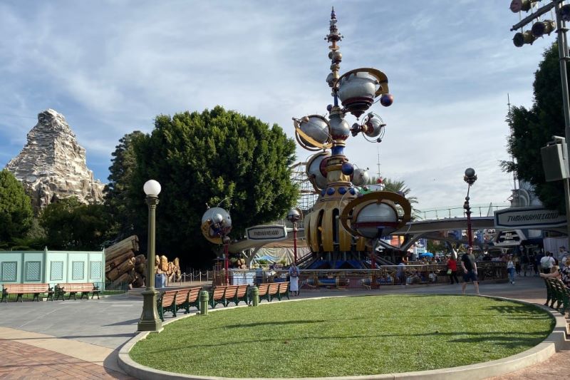 Công viên Disneyland: Khám phá địa điểm vui chơi, giải trí hàng đầu châu Mỹ 9