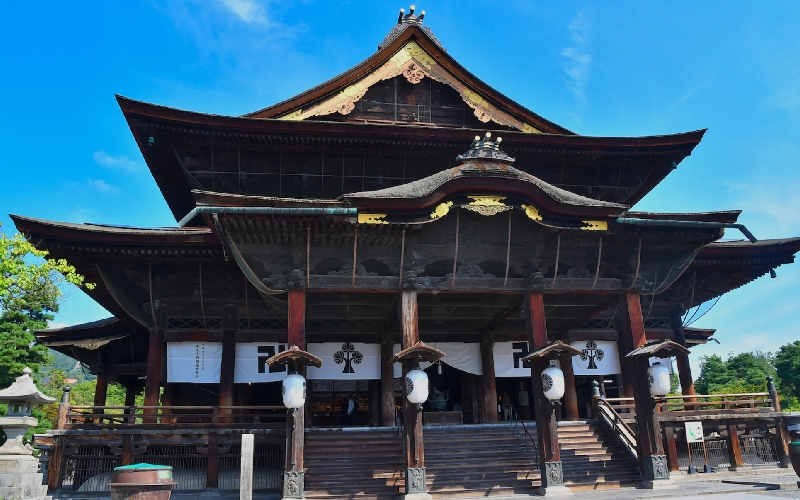 Khám phá công viên khỉ Jigokudani độc đáo tại Nhật Bản 10