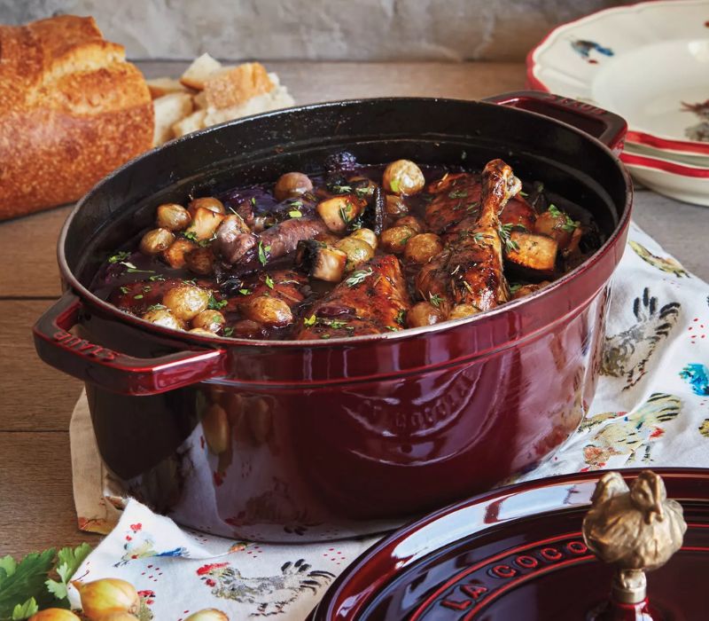 Coq au Vin: Món gà hầm vang đỏ kinh điển nước Pháp 3