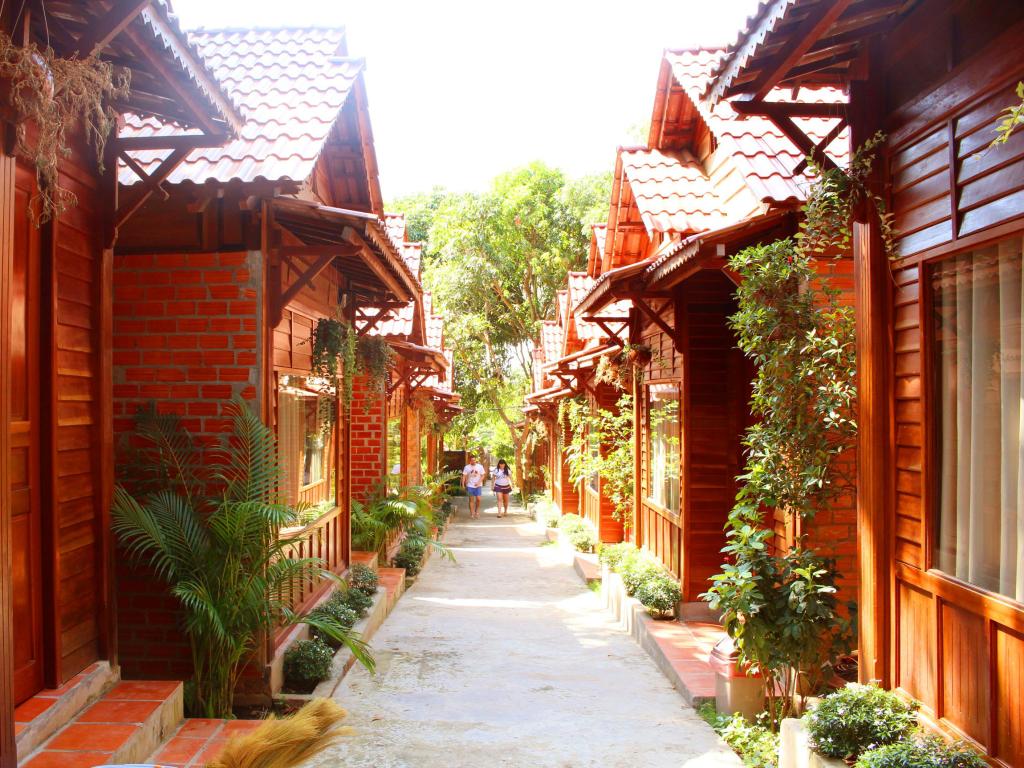 Cosy Bungalow Phú Quốc - Resort 4 sao có bungalows nằm ở trung tâm Đảo Ngọc 2