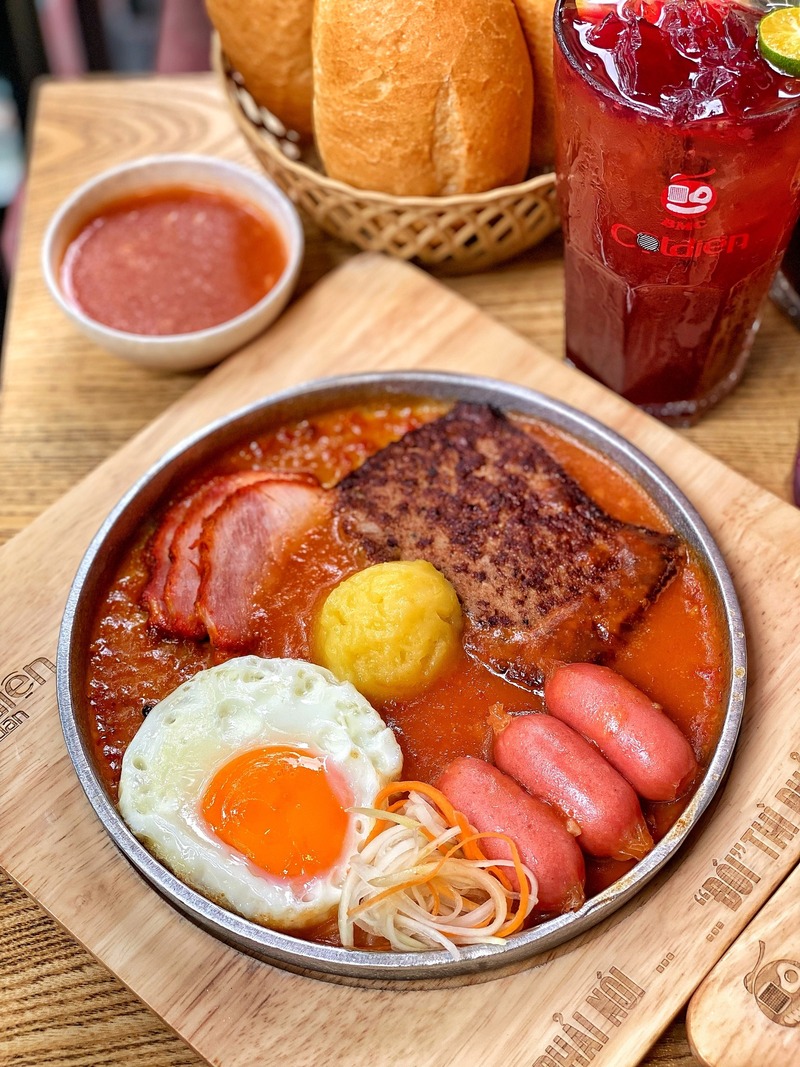 Cột Điện Quán: Bánh mì chảo khuynh đảo thế giới ẩm thực Hà Nội 3