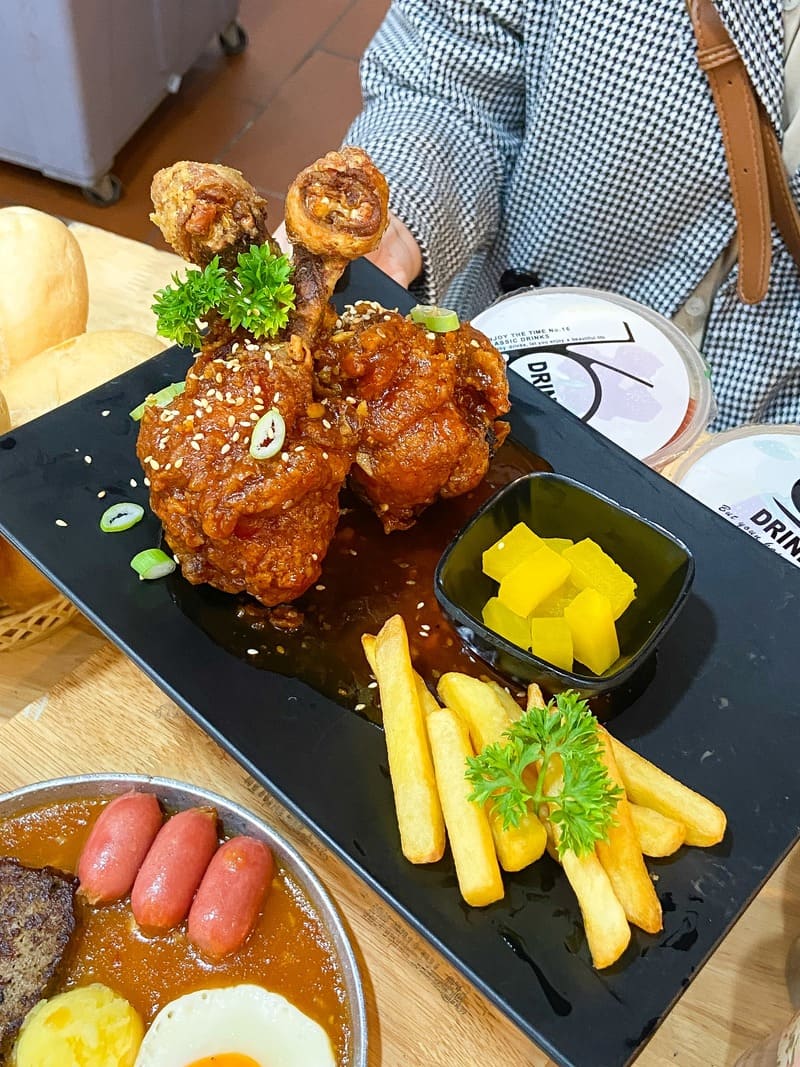 Cột Điện Quán: Bánh mì chảo khuynh đảo thế giới ẩm thực Hà Nội 7