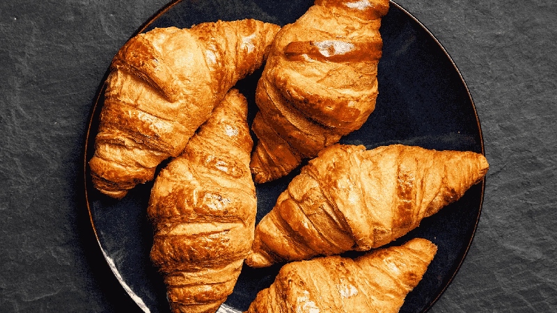 Croissant: Tinh hoa nước Pháp trong từng lớp vỏ giòn tan 2