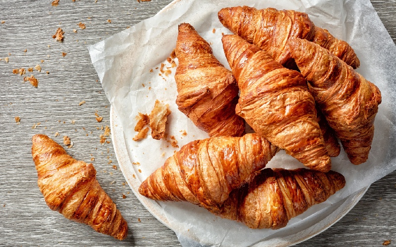 Croissant: Tinh hoa nước Pháp trong từng lớp vỏ giòn tan 17