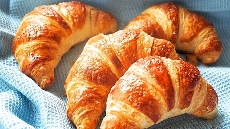 Croissant: Tinh hoa nước Pháp trong từng lớp vỏ giòn tan 3