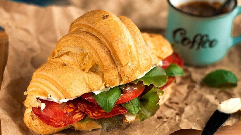 Croissant: Tinh hoa nước Pháp trong từng lớp vỏ giòn tan 9