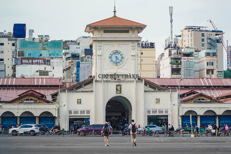 Khám phá chợ Bến Thành, biểu tượng lâu đời của văn hóa Sài Gòn