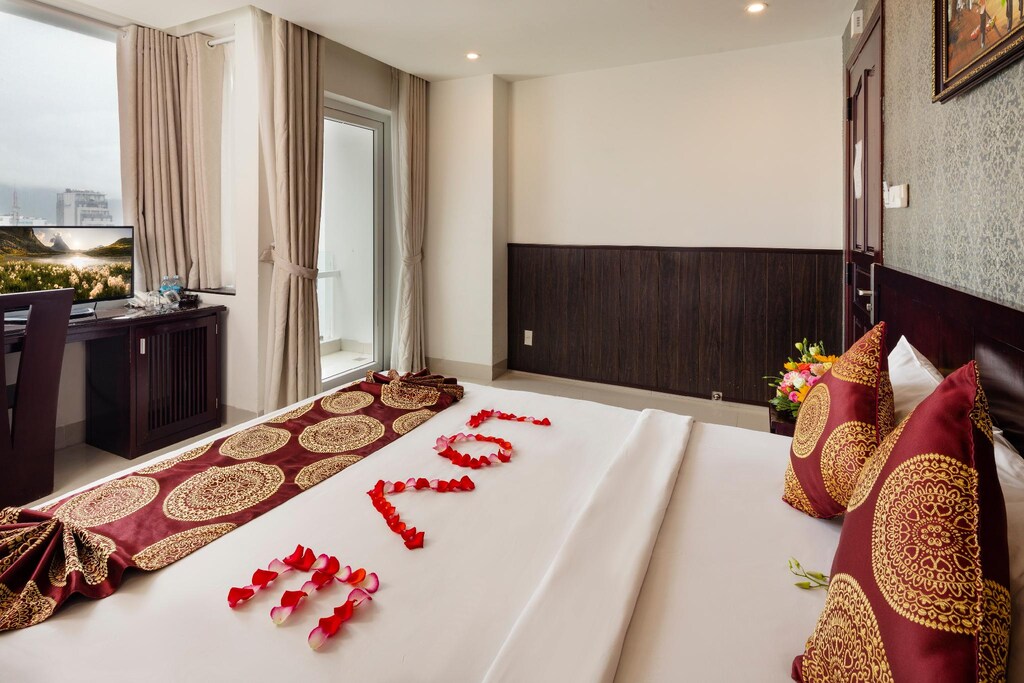 Cùng Azura Hotel khám phá thành phố Nha Trang sôi động 13