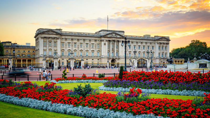 Chiêm ngưỡng kiến trúc cung điện Buckingham xa hoa, lộng lẫy