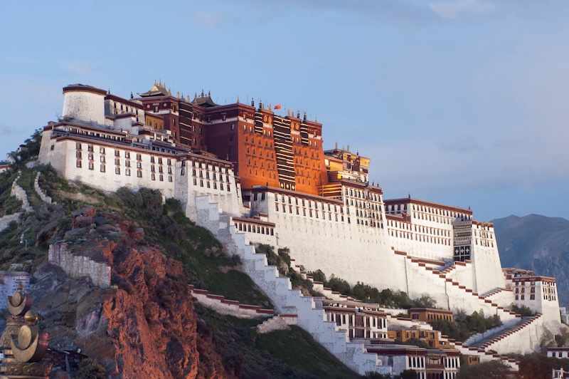 Cung điện Potala, tòa thành văn hóa Phật giáo tại Tây Tạng 3