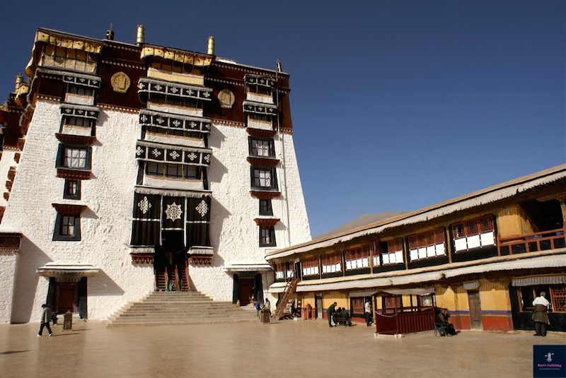 Cung điện Potala, tòa thành văn hóa Phật giáo tại Tây Tạng 13