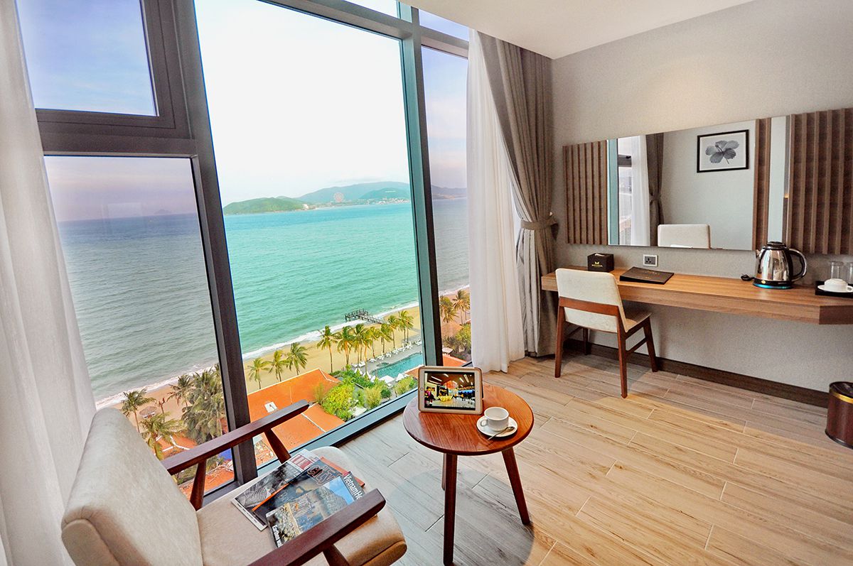 Cùng Melissa Hotel Nha Trang hòa mình vào thành phố biển nhộn nhịp 8