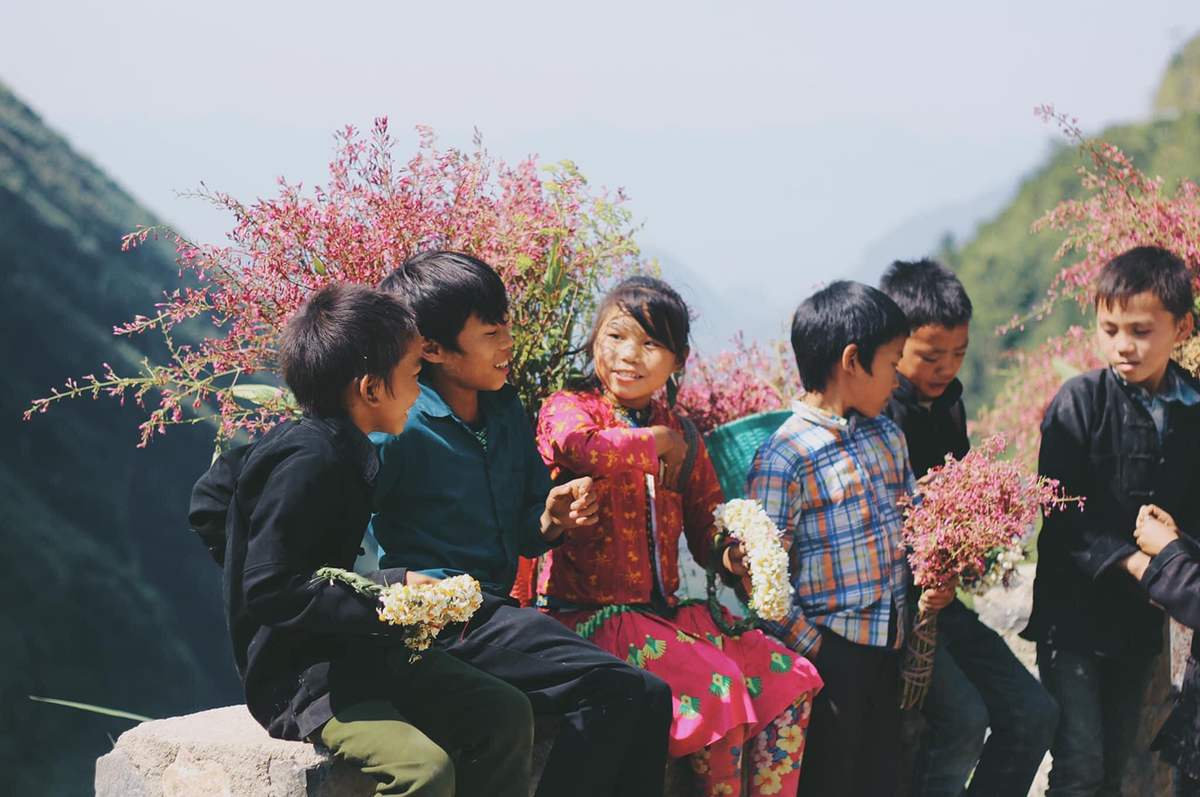 Cùng nghe Nguyễn Thị Ngoan review những đứa trẻ vùng cao Hà Giang bạn nhé! 8