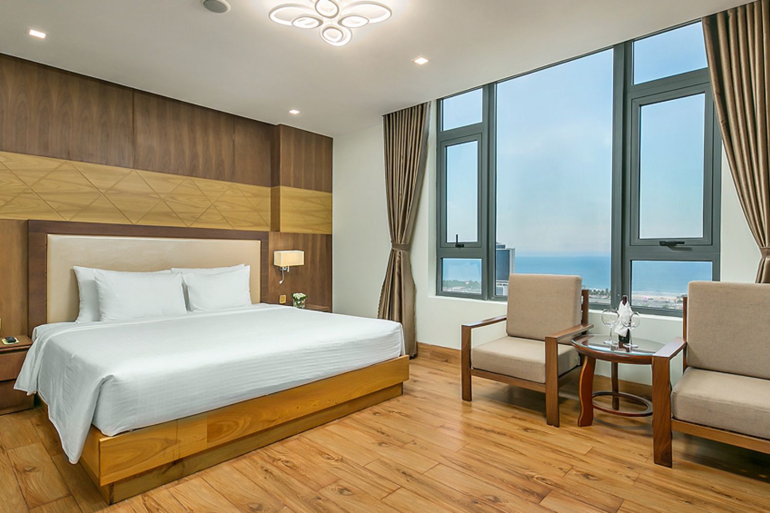 Cùng Nhu Minh Plaza Danang Hotel tận hưởng chốn thiên cảnh tại du lịch Đà Nẵng 4