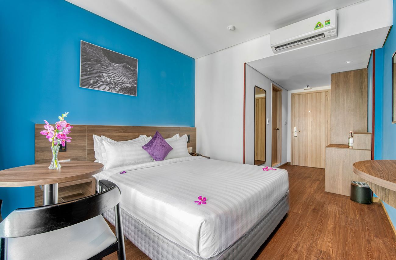 Cùng TK Nha Trang Hotel mang hương vị biển cả về nơi ở 10