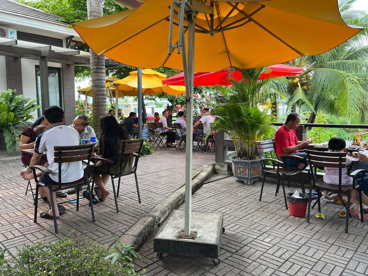 Cuối tuần nhớ ghé quán Cafe Nam Long Garden Cần Thơ có view hồ thơ mộng 6