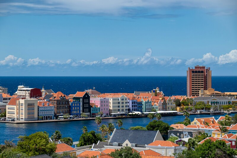 Curacao, quốc đảo tự trị Caribe với thiên đường biển xanh 3
