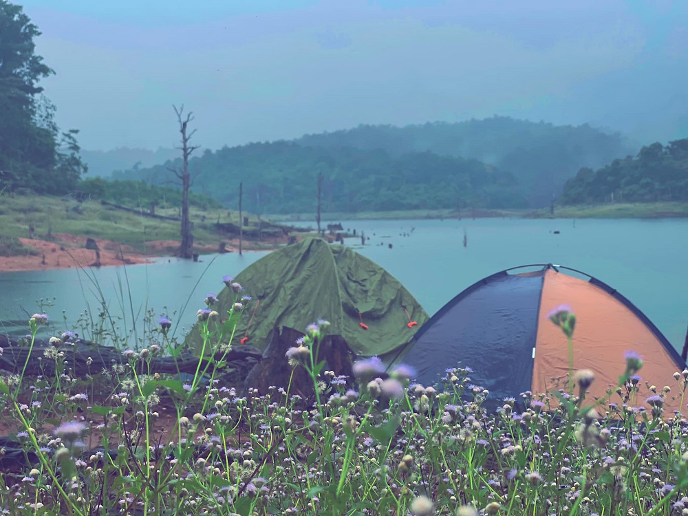 Đắm say hồ Thác Chuối Quảng Bình với vẻ đẹp thiên nhiên thơ mộng 4