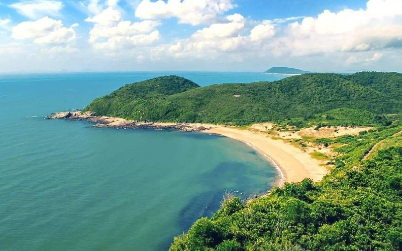 Khám phá đảo Ngọc Vừng: Vùng đất lịch sử với cảnh sắc hùng vĩ 2