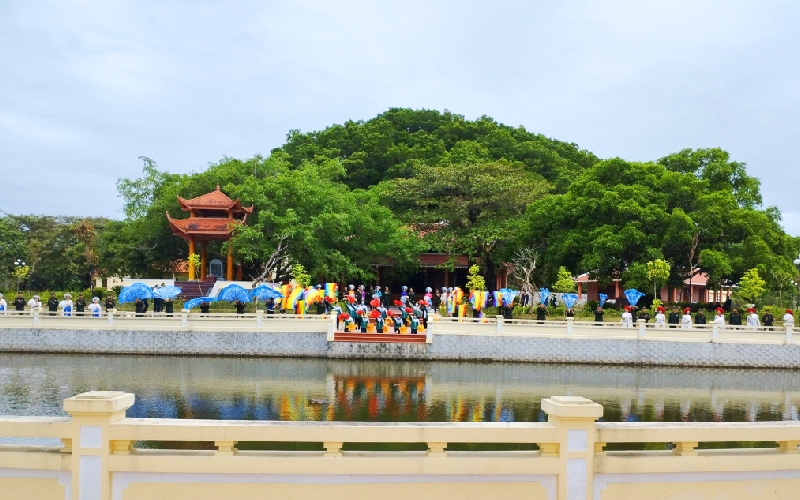 Khám phá đảo Ngọc Vừng: Vùng đất lịch sử với cảnh sắc hùng vĩ 8