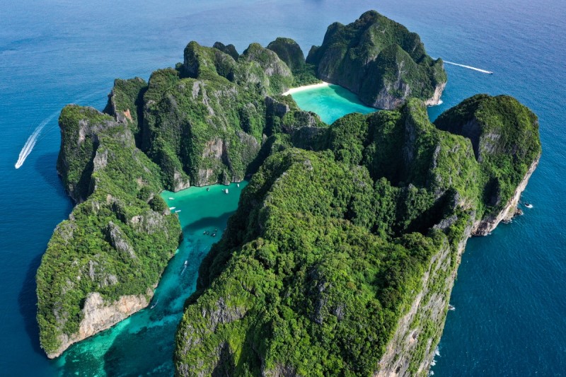 Đảo Koh Phi Phi, tặng vật tạo hóa ban tặng cho Thái Lan 2