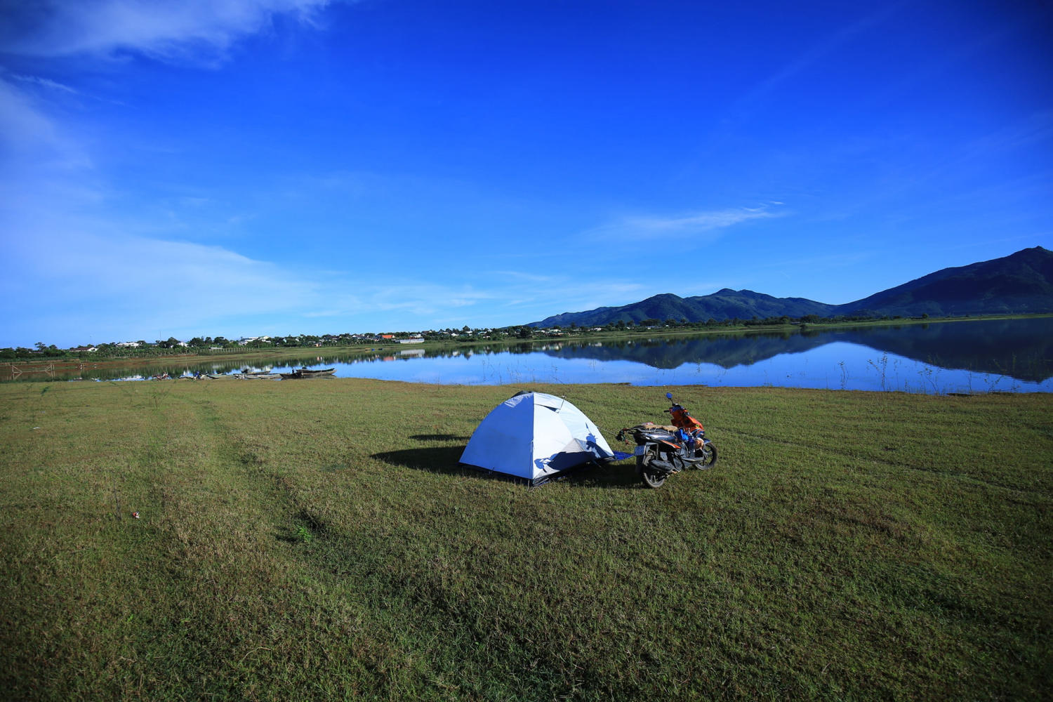Dạo quanh Biển hồ Pleiku hòa mình vào thiên nhiên trong lành 13