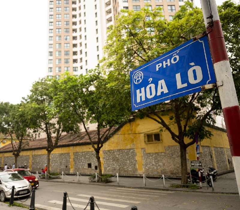 Dạo phố Hỏa Lò Hà Nội nhìn lại trang sử hào hùng dân tộc
