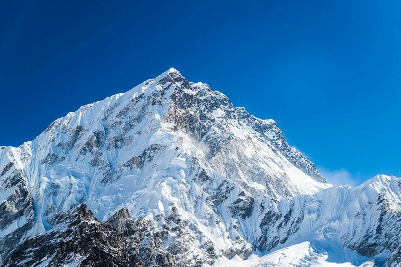 Dãy Himalaya như bức tường thành uy nghi trên cao nguyên Tây Tạng 2