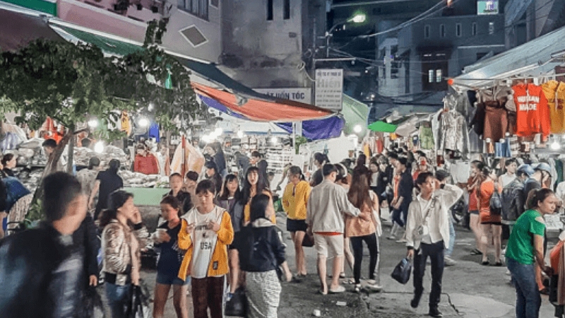 Khám phá 7 khu chợ đêm Đà Nẵng sôi động không thể bỏ lỡ 11